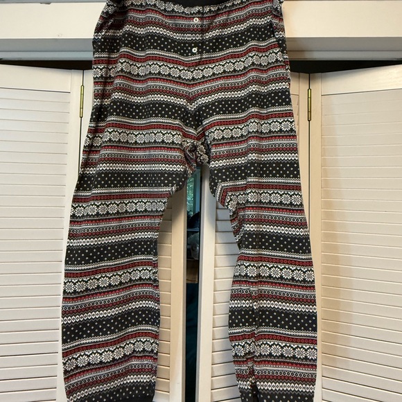Old Navy Black and Red lounge pants - Picture 2 of 4